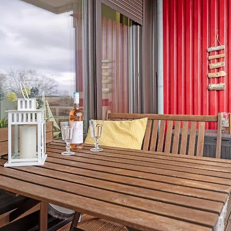 Berolina Badebude 214